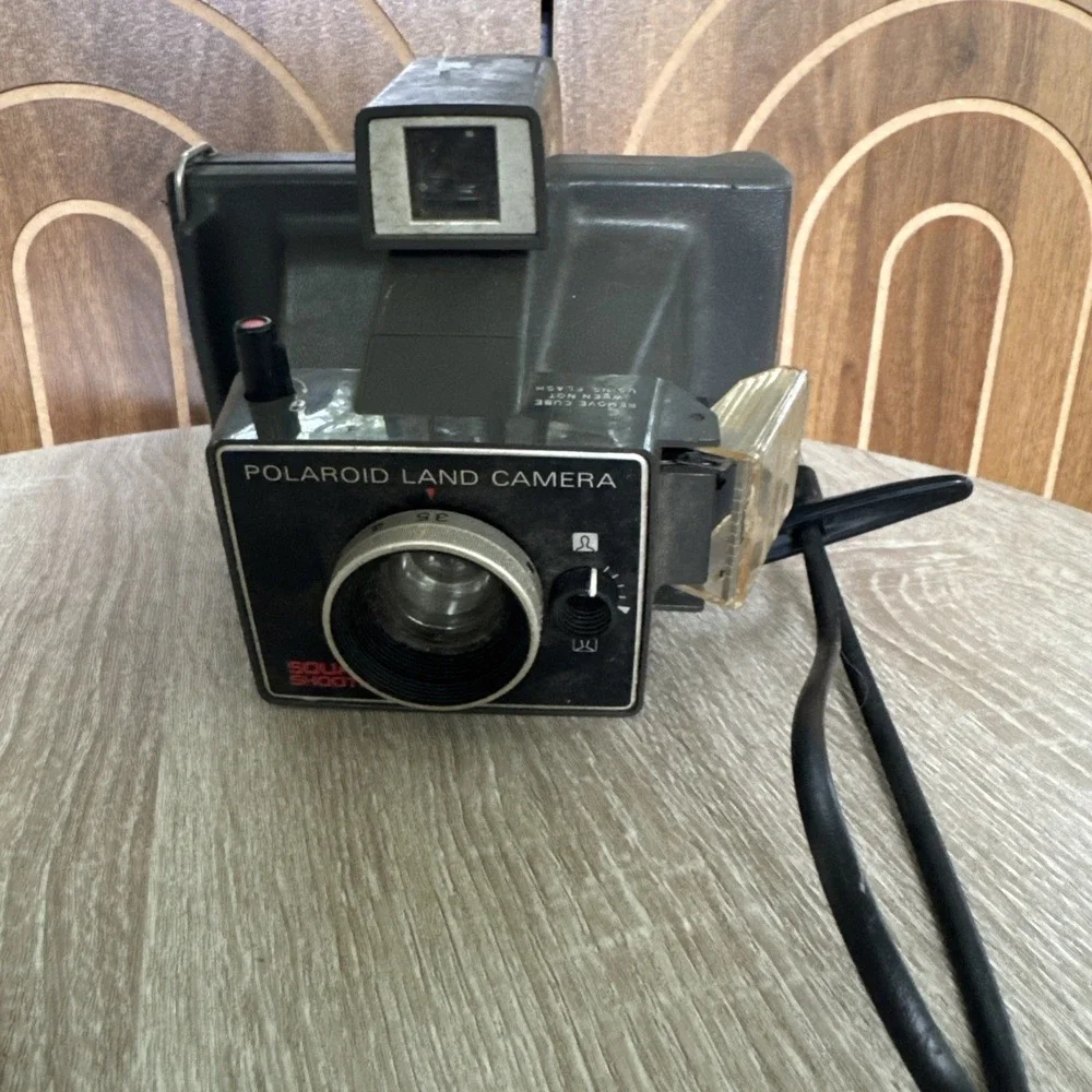 Vintage Polaroid Square Shooter Land Camera
